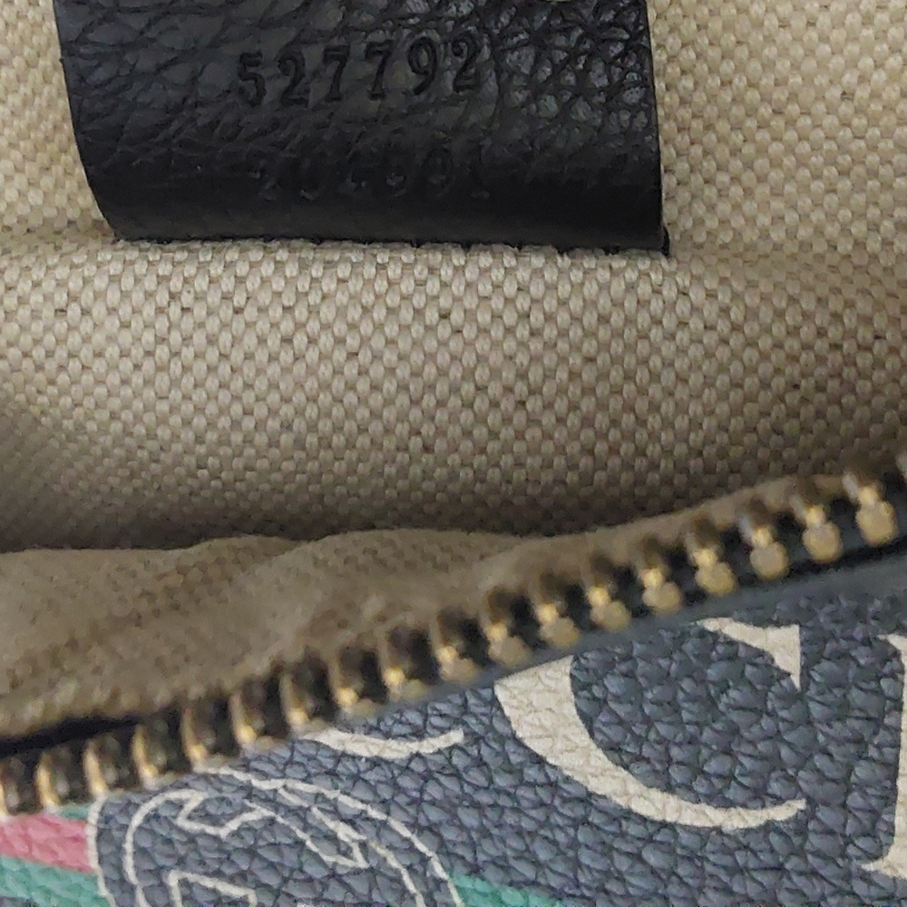 Gucci Black Leather Belt Bag with Sherrry Line Signature Strap Comes With COA - Picture 6 of 12